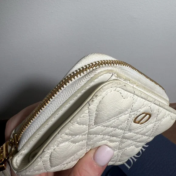 Dior Caro Heart Wallet - Picture 9 of 11
